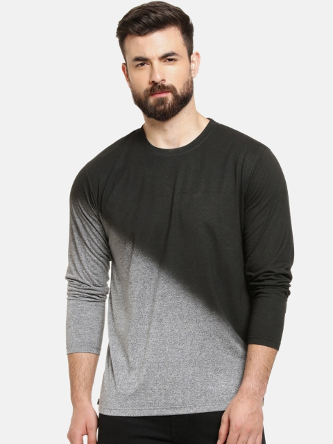 

Campus Sutra Men Charcoal Grey Colourblocked Round Neck T-shirt