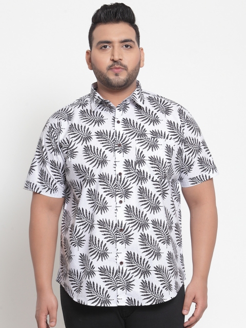 

plusS Men White & Black Regular Fit Printed Casual Shirt