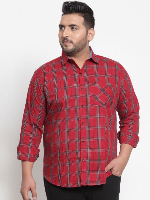 

plusS Men Red & White Regular Fit Checked Casual Shirt