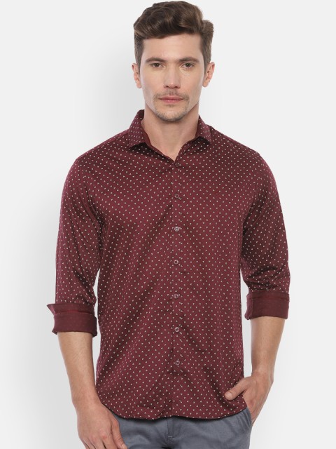 

V Dot Men Maroon Slim Fit Printed Casual Shirt