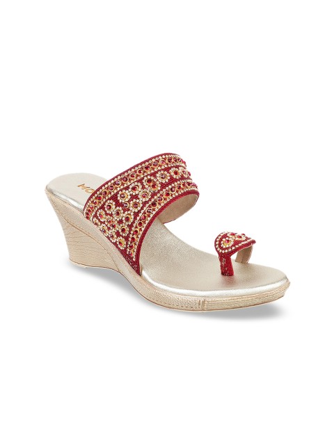 

Mochi Women Maroon & Cream-Coloured Embellished Sandals