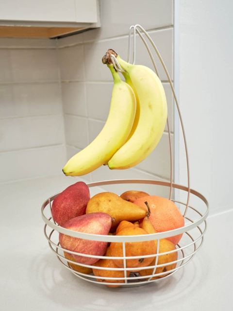 

INTERDESIGN Beige Solid Steel Fruit & Vegetable Bowl with Hanger Basket
