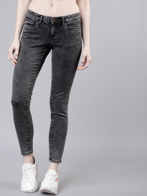 

Tokyo Talkies Women Grey Super Skinny Fit Mid-Rise Clean Look Cropped Stretchable Jeans