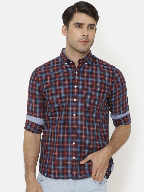 

Bar Harbour Men Burgundy & Blue Slim Fit Checked Casual Shirt