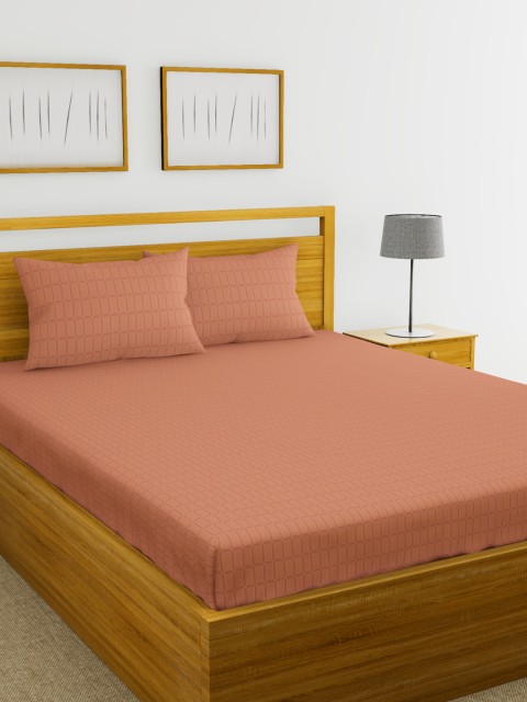 BIANCA Peach-Coloured Geometric 210 TC Cotton 1 King Bedsheet with 2 Pillow Covers