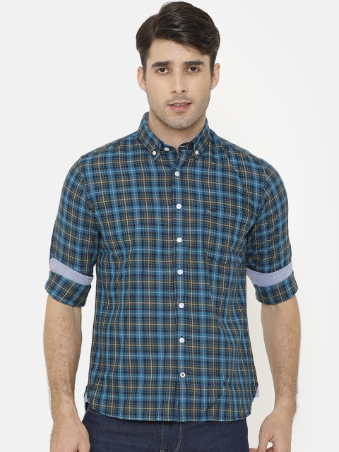 

Bar Harbour Men Blue Slim Fit Checked Casual Shirt