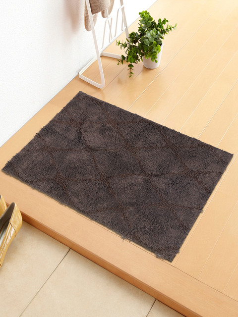 

Story@home Coffee Brown Solid No-Shredding Doormat
