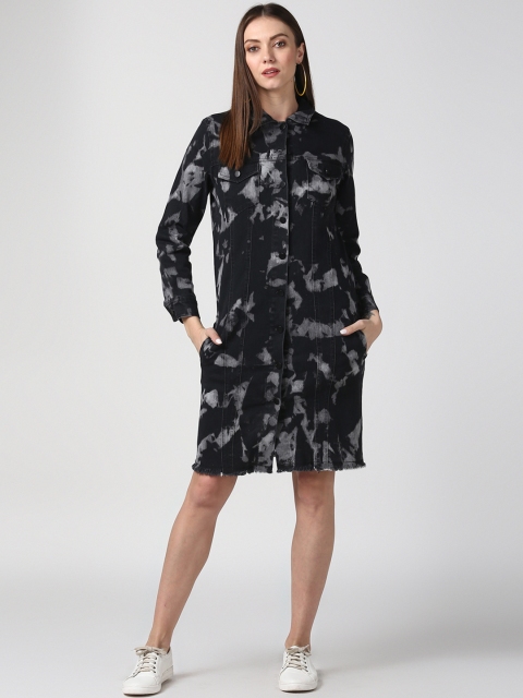 

StyleStone Women Black Printed Jacket