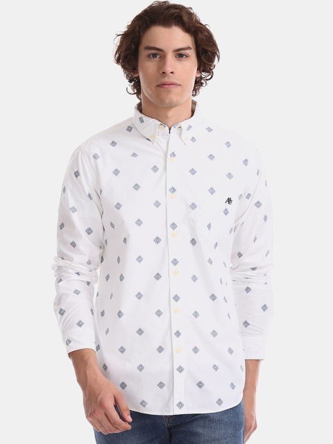 

Aeropostale Men White & Blue Regular Fit Printed Casual Shirt