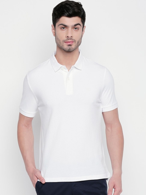 

Kenneth Cole Men White Solid Slim Fit Polo Collar T-shirt