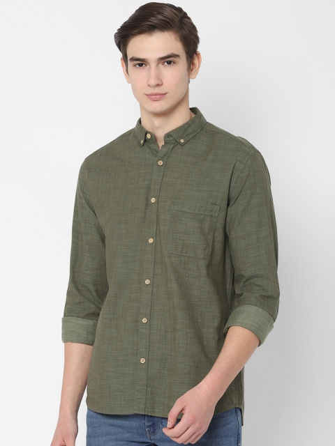

People Men Green Regular Fit Solid Casual Shirt