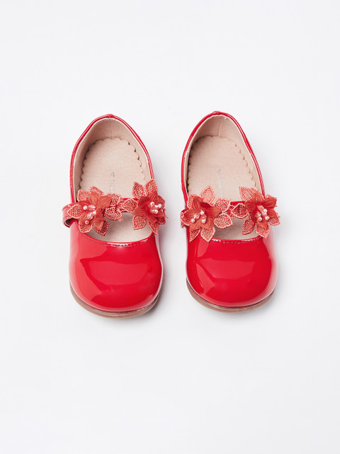 

Fame Forever by Lifestyle Girls Red Solid Mary Janes