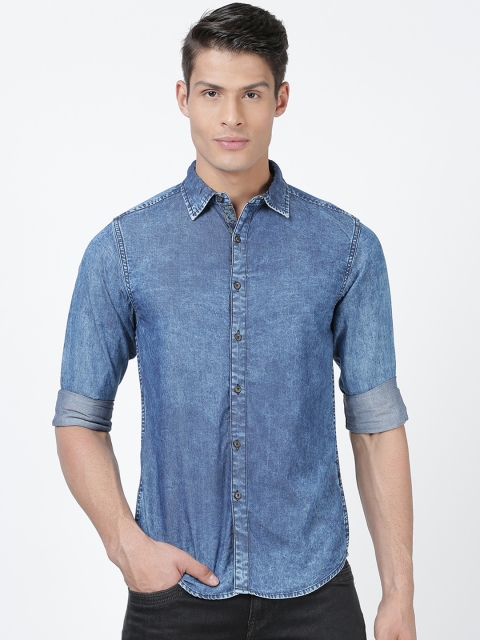 

Llak Jeans Men Blue Slim Fit Faded Denim Casual Shirt