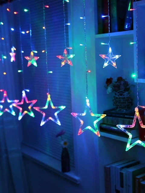 

TAYHAA White Solid Handcrafted Star-Shaped Wall String Lights