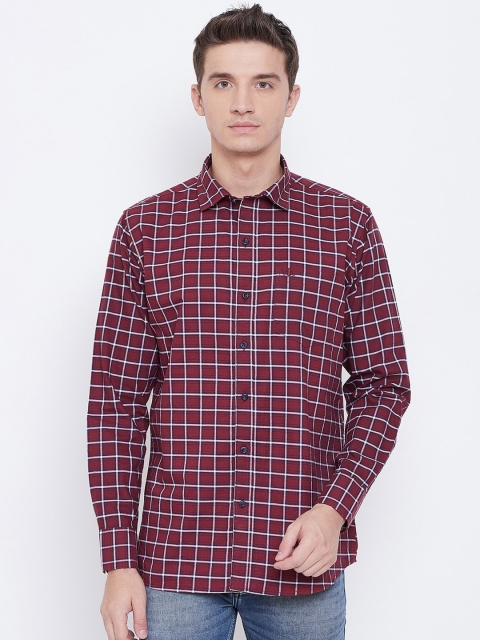 

Duke Men Maroon & White Regular Fit Checked Casual Shirt