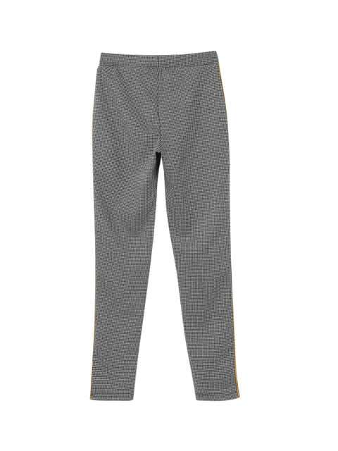 

Fame Forever by Lifestyle Girls Grey & Black Regular Fit Self Design Regular Trousers