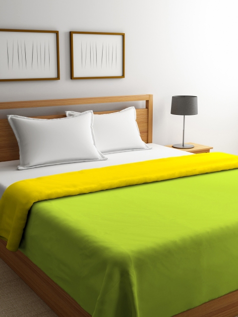 

STELLAR HOME Green Solid AC Room 300 GSM Double Bed Comforter