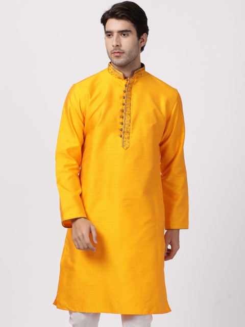 

VASTRAMAY Men Orange Solid Straight Kurta