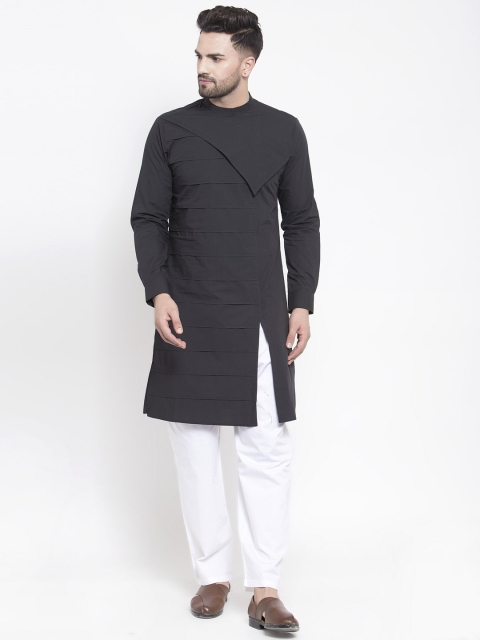 

Zotw Men Black Solid Straight Kurta