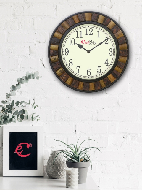 

eCraftIndia Brown & Beige Handcrafted Round Solid Analogue Wall Clock