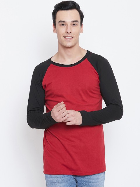 

CHROME & CORAL Men Red & Black Colourblocked Round Neck T-shirt