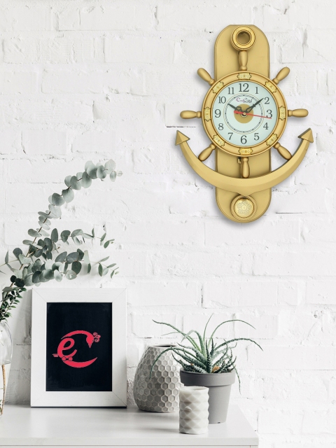 

eCraftIndia White Round Solid 25.4cm Analogue Wall Clock