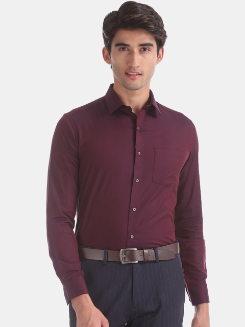 

Arrow Men Burgundy Self Design Slim Fit Formal Shirt
