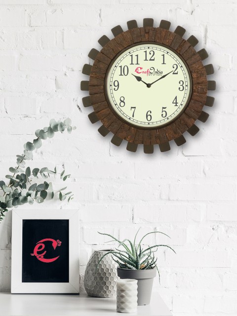 

eCraftIndia Brown & Beige Handcrafted Analogue Wall Clock