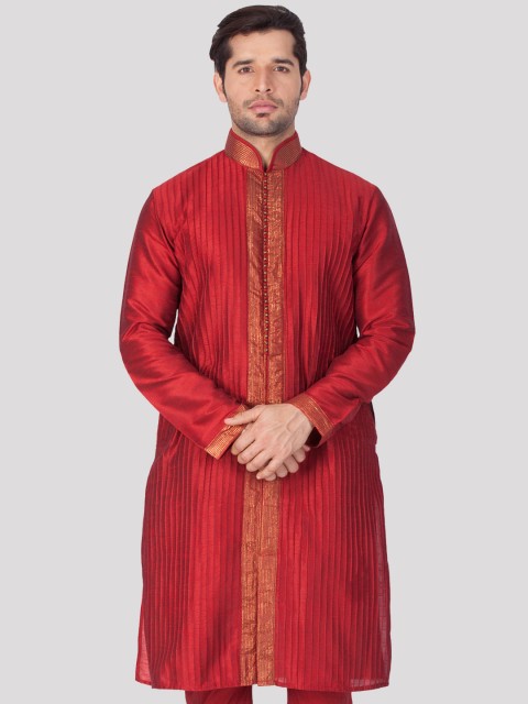 

VASTRAMAY Men Maroon Woven Design Straight Kurta