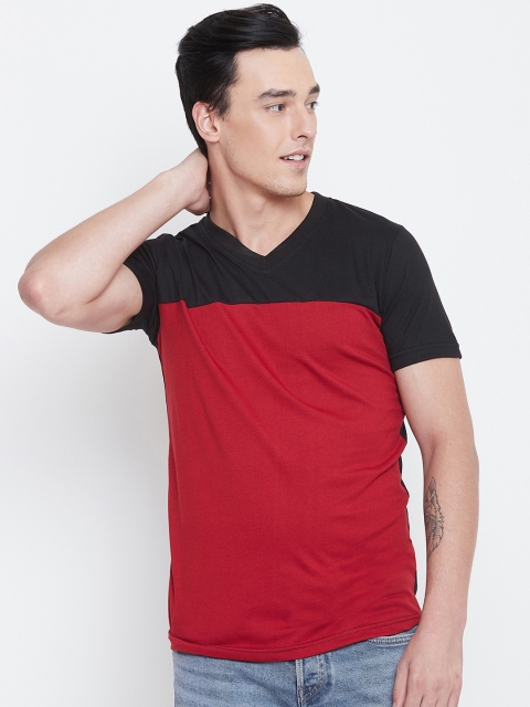

CHROME & CORAL Men Red & Black Colourblocked V-Neck T-shirt