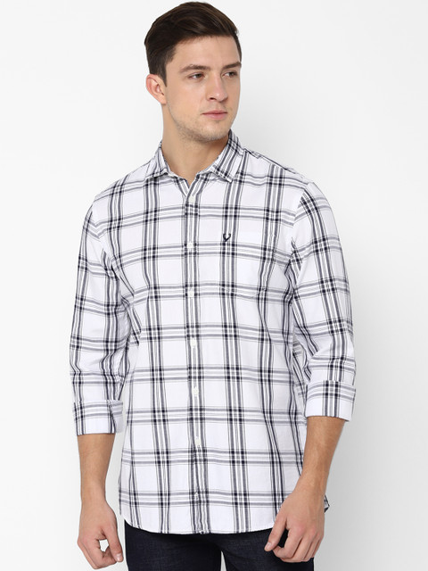 

Solly Jeans Co. Men White & Black Regular Fit Checked Casual Shirt