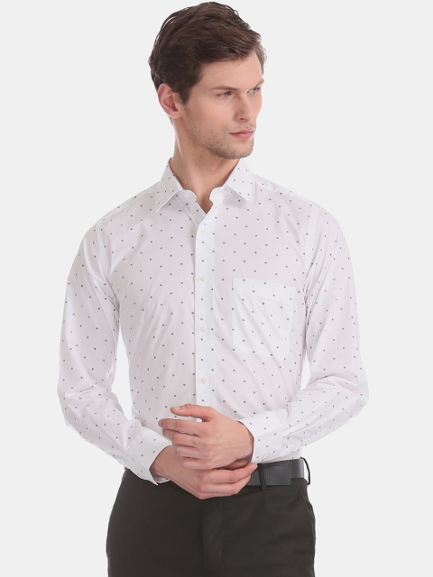 

Arrow Men White & Black Printed Regular Fit Formal Shirt