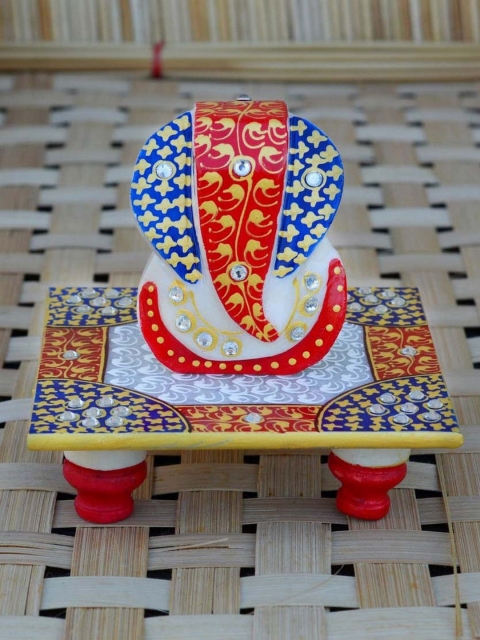 

eCraftIndia Blue & Red Lord Ganesha On Marble Chowki Showpiece