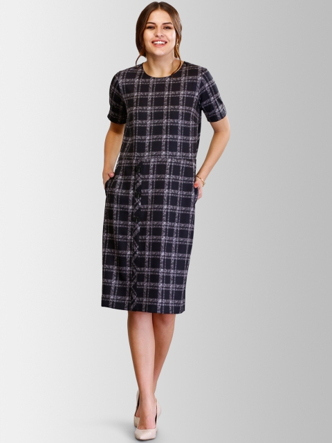 

FableStreet Women Black Checked Shirt Dress