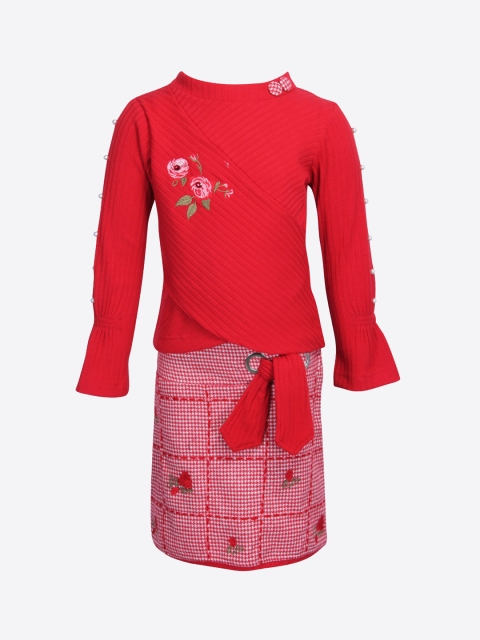 

CUTECUMBER Girls Red & Pink Solid Top with Skirt