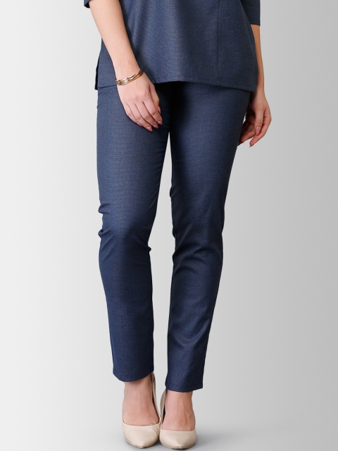

FableStreet Women Blue Straight Fit Printed Regular Trousers