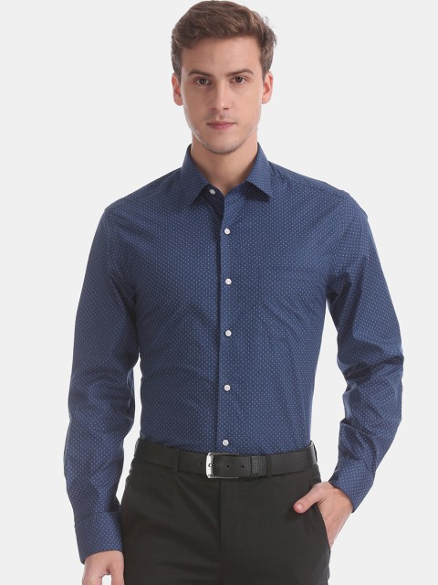 

Arrow Men Blue Slim Fit Printed Semiformal Shirt