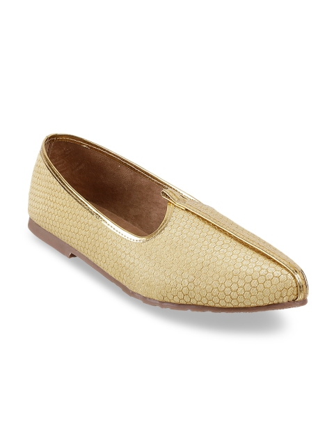 

Metro Men Beige Woven Design Mojaris