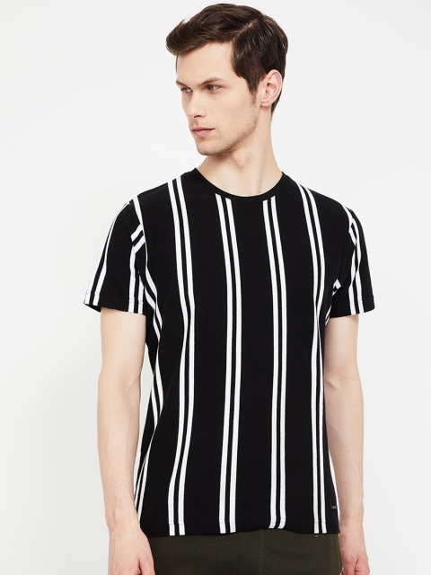 

Bossini Men Black Striped Round Neck T-shirt