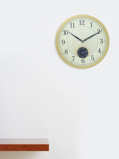 

eCraftIndia Gold-Toned & Beige Round Printed Analogue Wall Clock