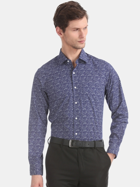 

Arrow Men Blue & Off-White Slim Fit Printed Semiformal Shirt