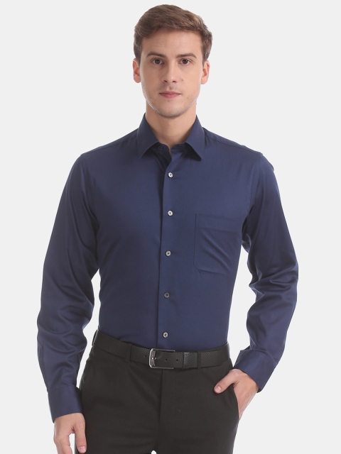 Arrow Men Navy Blue Regular Fit Solid Semiformal Shirt