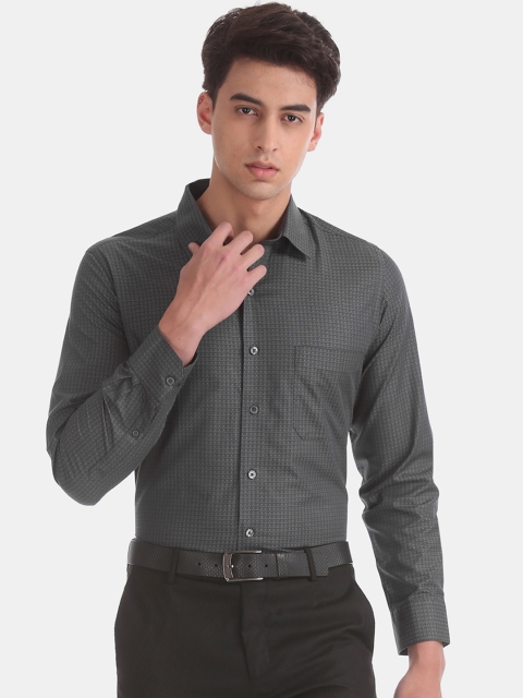 

Arrow Men Grey Regular Fit Printed Formal Shirt