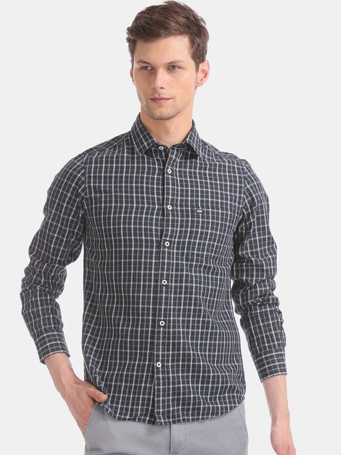 

Arrow Sport Men Blue & White Slim Fit Checked Casual Shirt
