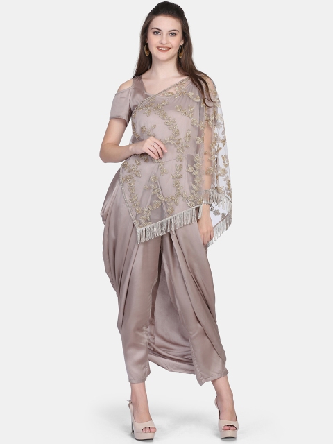 

Ojjasvi Women Grey Silk Embroidered Tunic