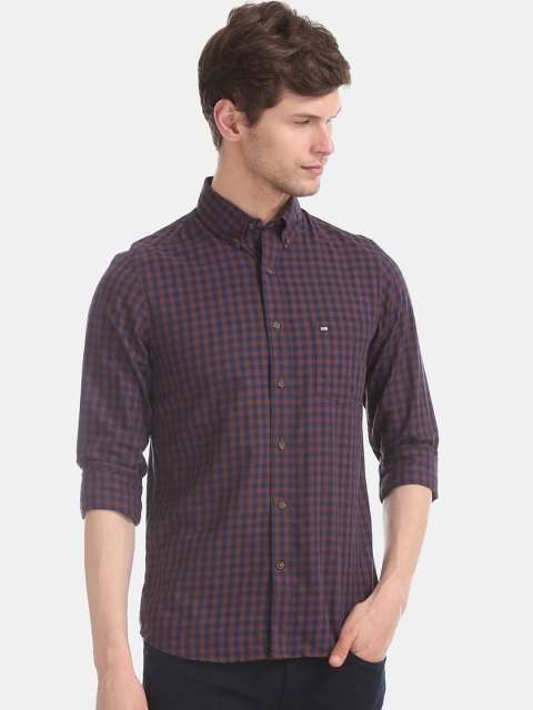 

Arrow Sport Men Maroon & Navy Blue Slim Fit Checked Casual Shirt