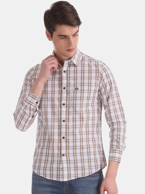 

Arrow Sport Men White & Beige Slim Fit Checked Casual Shirt