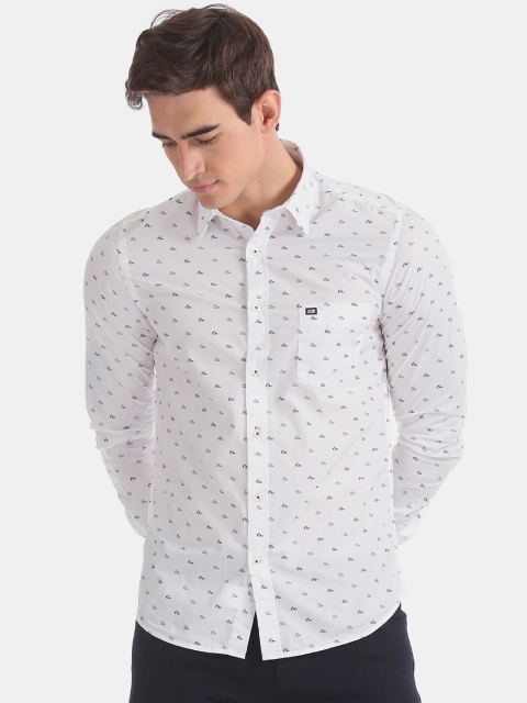 Arrow Sport Men White & Grey Slim Fit Printed Casual Shirt