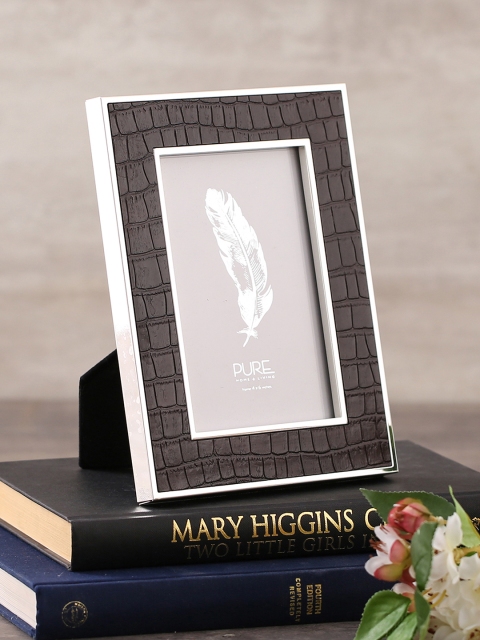 

Pure Home and Living Brown Crocodile Skin Textured Table-Top Photo Frame