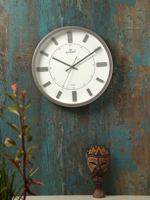 

ZANIBO White 30.5cm Round Solid Analogue Wall Clock
